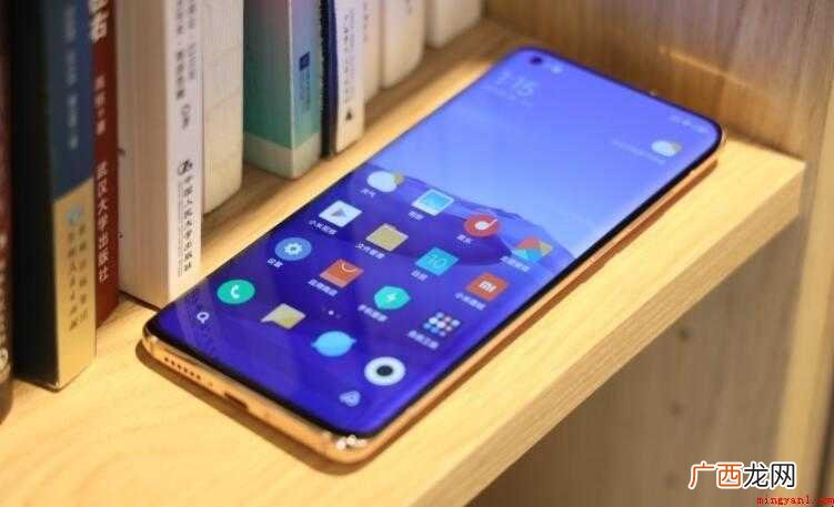 小米10pro屏幕是否是三星 小米10pro屏幕是三星的吗
