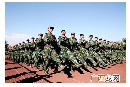 大学军训内容有哪些,一般大学是什么军训？