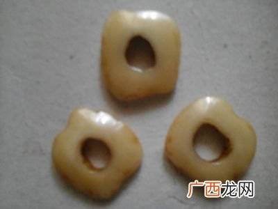 碎玉投珠是什么年代的,碎玉投珠讲的啥内容？