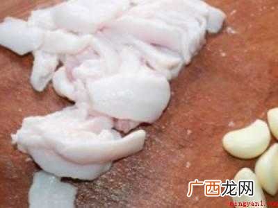 全肥猪肉白怎么做好吃