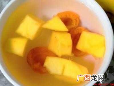 冰粉怎么做果冻的具体操作步骤 冰粉粉怎么做果冻
