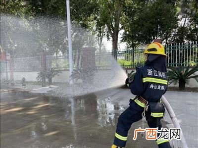 消防水枪分为哪几种,五种常见的消防设施？