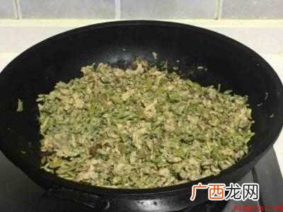 春尖炒蛋做法