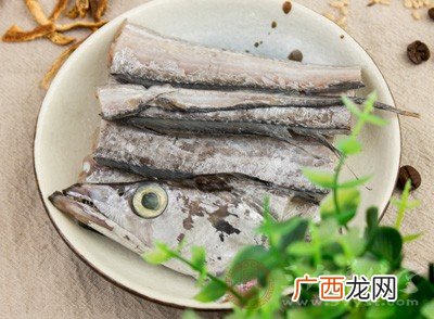 带鱼的热量是多少大卡,清蒸鱼的热量是多少？