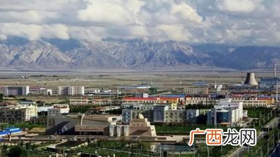 若羌在新疆哪个地方,若羌海拔多少？