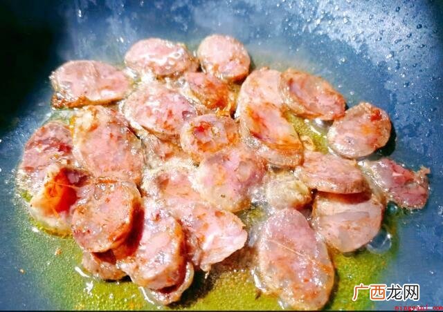腊肠炒蒜苗,芥兰苗炒腊肠 腊肠怎么做好吃炒菜