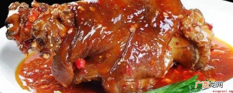 婚宴的前道菜大多是加了海参的“海参肘子” 红烧肘子怎么做又烂又好吃