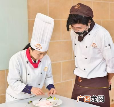 悉心指导是什么意思,细心指导和悉心指导的区别？