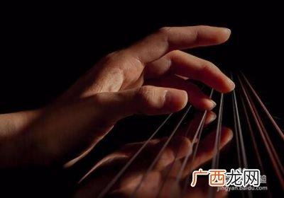 唐朝古琴有几根弦,简述明清时期古琴艺术的发展？