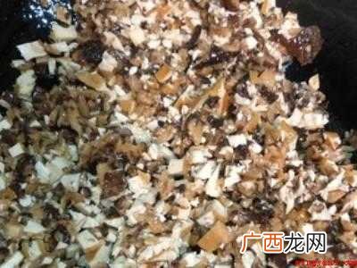 青菜包子馅的怎么做好吃