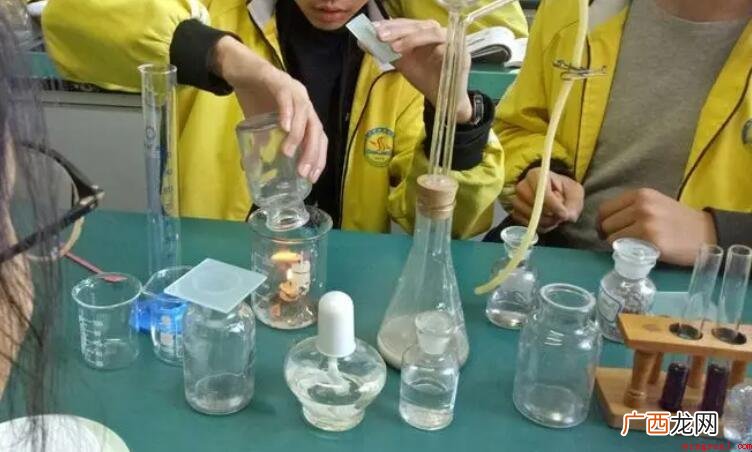 氢氧化钠和氯化铁的反应方程式是什么