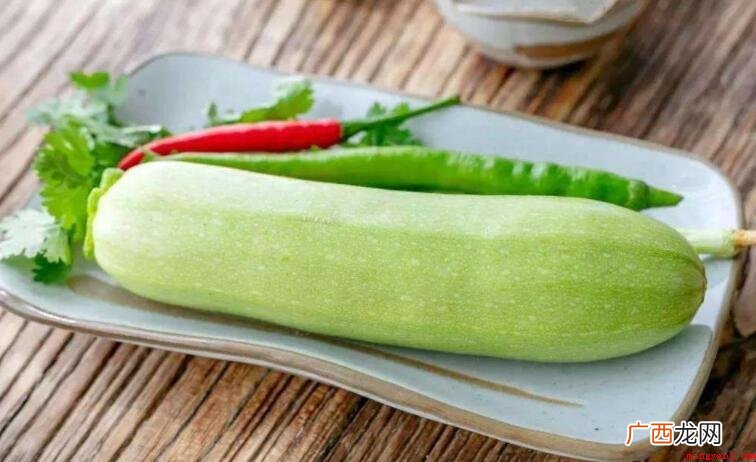 笋瓜与西葫芦的区别是啥 笋瓜与西葫芦的区别是什么