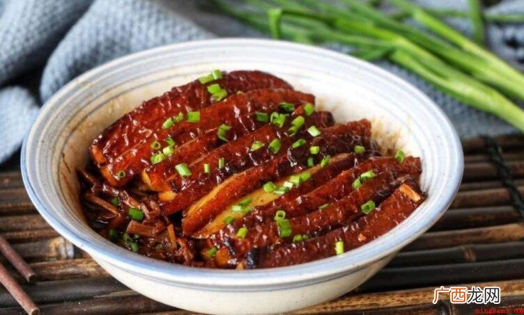 炸好的扣肉用热水泡或是冷水 炸好的扣肉用热水泡还是冷水