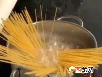 简单意大利面的做法