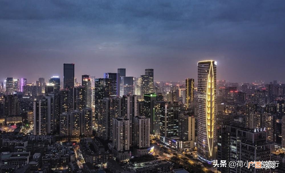 中国最适合穷游的4座城市 国内旅游哪里好玩又便宜实惠