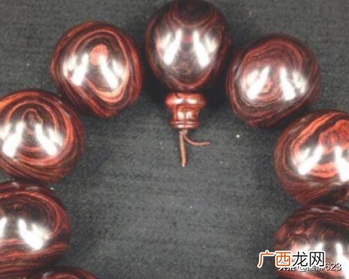 怎样鉴定黄花梨,怎样鉴别黄花梨的真假？