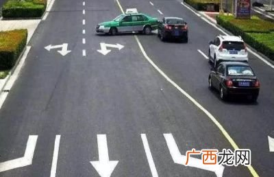 什么样的车道可以掉头呢,红绿灯路口斑马线掉头规则？