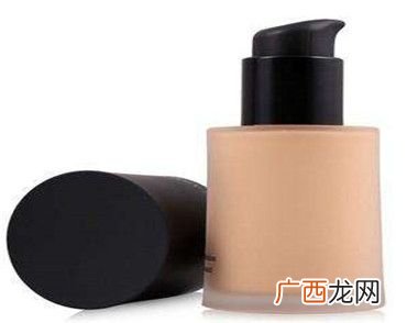 粉底液该怎么涂,粉底液怎么用最快？
