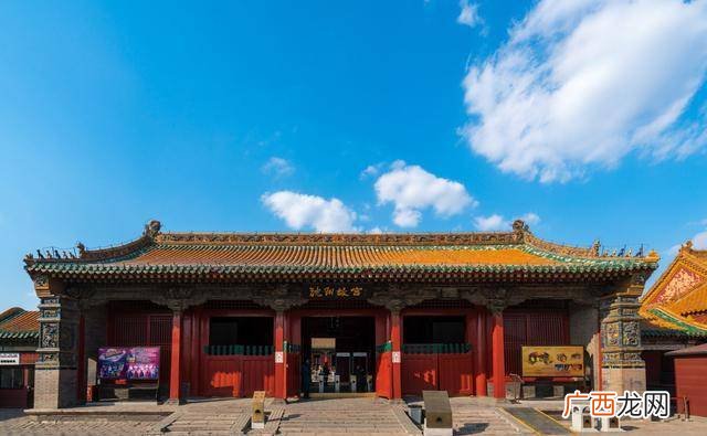 故宫建筑及布局,12课故宫博物院中心思想？