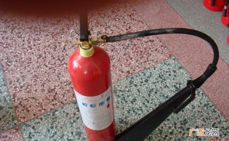 泡沫灭火器不可以用于扑救哪些火灾 泡沫灭火器不能用于扑救什么火灾