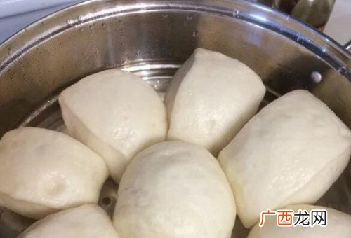 怎样发面做馒头,用酵母蒸馒头的全过程？