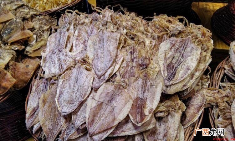 起霉的鱿鱼干还能吃吗? 发霉的鱿鱼干还能吃吗