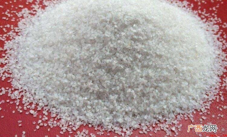 二氧化硅是什么晶体呢? 二氧化硅是什么晶体