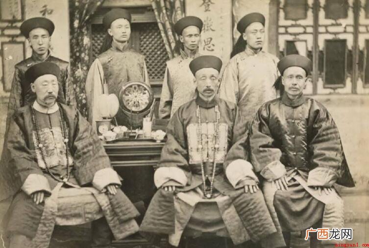 清朝爵位级别排列是什么样的 清朝爵位等级排列是怎样的