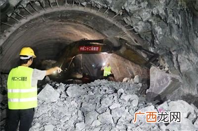 中老铁路为什么建单线铁路,昆明至玉溪途经哪些站？