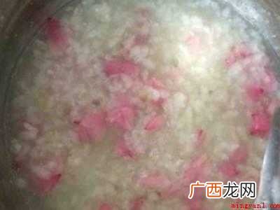 新鲜桃花怎么吃