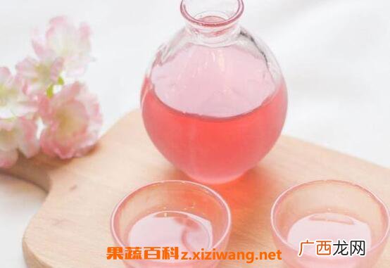 桃花酒的酿制方法,桃花酒用整个桃花还是花瓣？