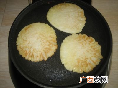 大米饼怎么做既软又好吃,早市大米饼的正宗配方?