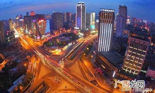 长沙必去的10个景点,长沙的景点？
