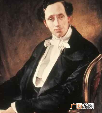 安徒生童话的三个时期:早期童话多充满绮丽的幻想、乐观的精神 安徒生童话的作者是谁