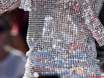 衣服上的亮片用什么可以去掉