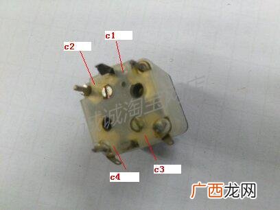 可调电容怎么用,电容那两条线是否随便接?
