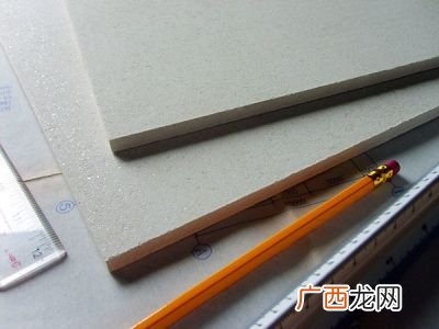 埃特板是什么材质做的,埃特板水泥板有什么差别？