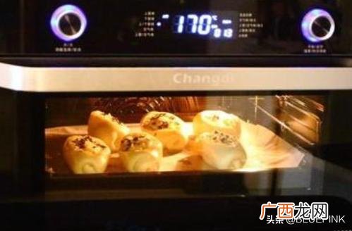 电烤箱什么牌子好怎么选择合适的电烤箱,烘焙烤箱十大品牌排行榜？
