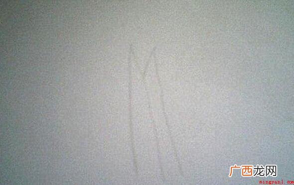 芭蕉叶简笔画怎么画 画出来一条竖线条 芭蕉叶简笔画怎么画