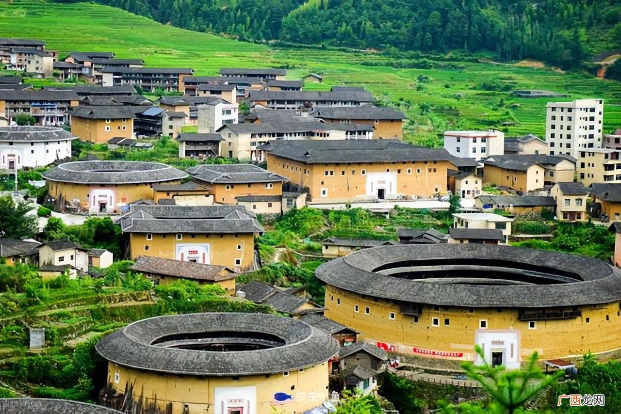 福建土楼建筑有怎样的地位 福建土楼的资料有哪些特点