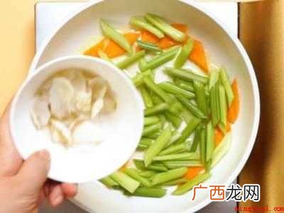 鲜百合怎么吃