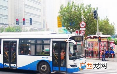 上海怎么坐公交,上海坐几号公交车可以到上海南站？有几种方式？