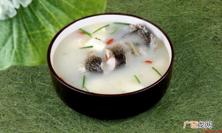 熬鱼汤用开水还是冷水? 熬鱼汤用开水还是冷水