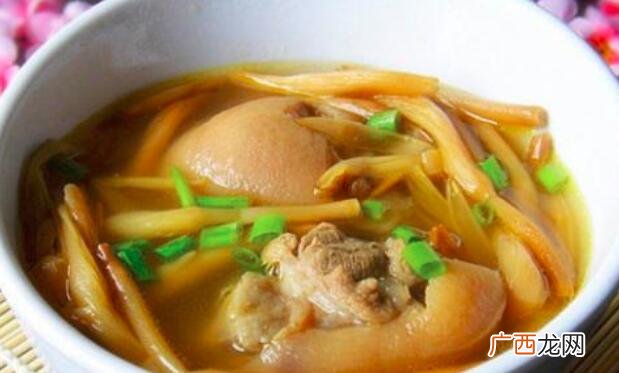 金针菜煲汤也是非常美味的 金针菜如何煲汤