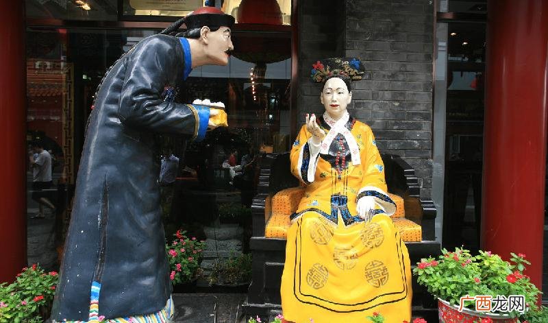 以前宫女和太监对食怎么回事 古代太监对食是什么意思