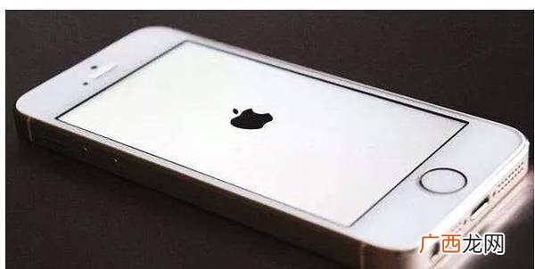 苹果手机出现白苹果怎么办,ipad白苹果的修复办法?