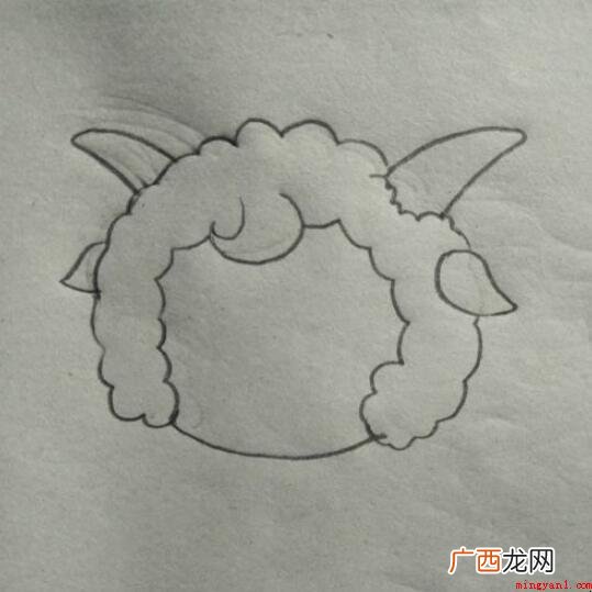 喜羊羊简笔画怎么画 画法简介 喜羊羊简笔画怎么画