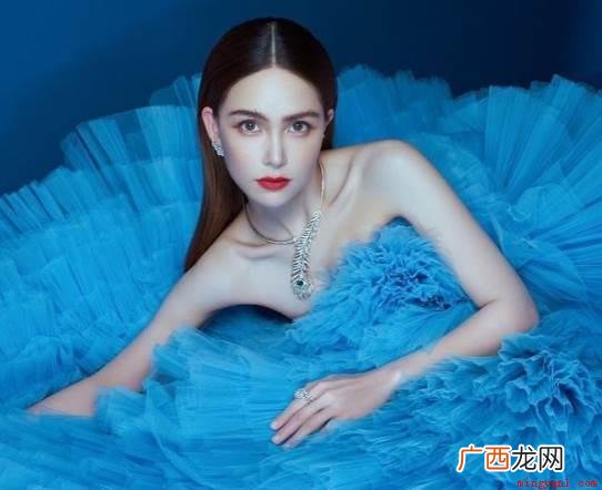 现在人们常称锁骨为美人骨 美人骨是什么意思