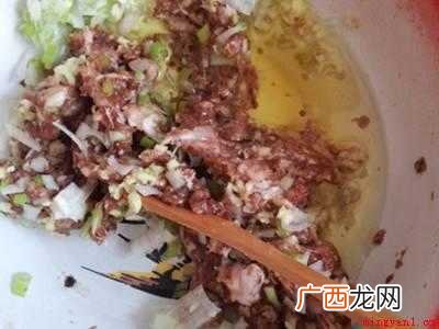 面条菜包包子怎么做好吃