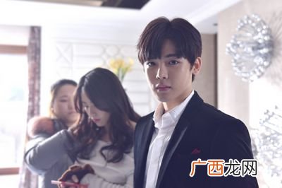 侯明昊周雨彤快乐大本营哪一期,侯明昊周雨彤2019年新剧？